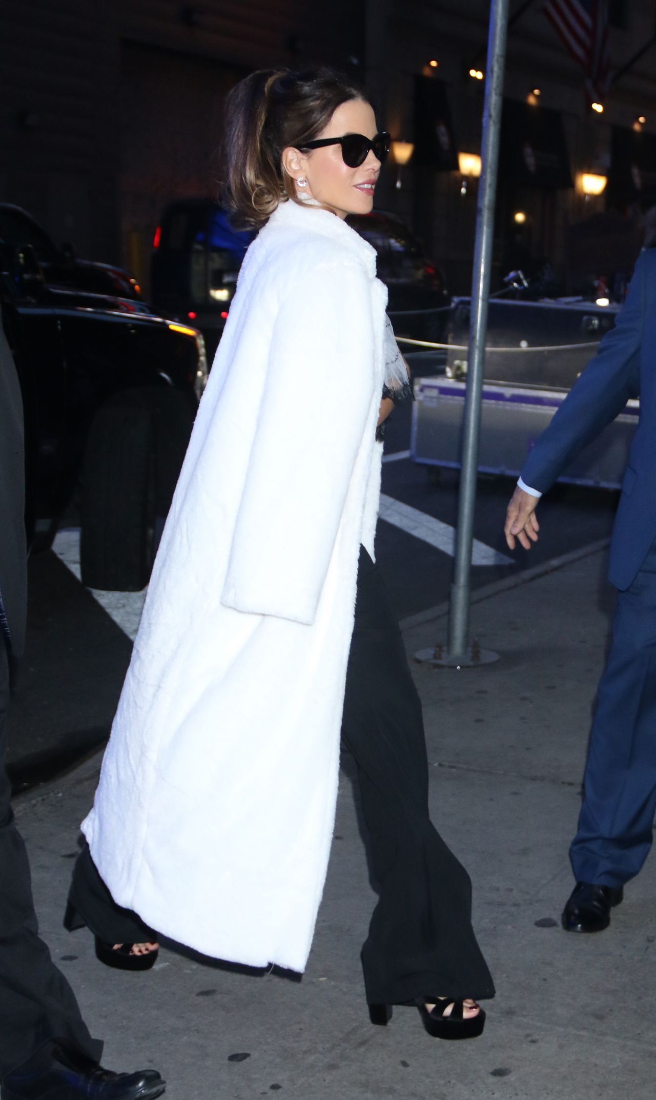Kate Beckinsale - Outside GMA in NYC 10/22/2019 • CelebMafia