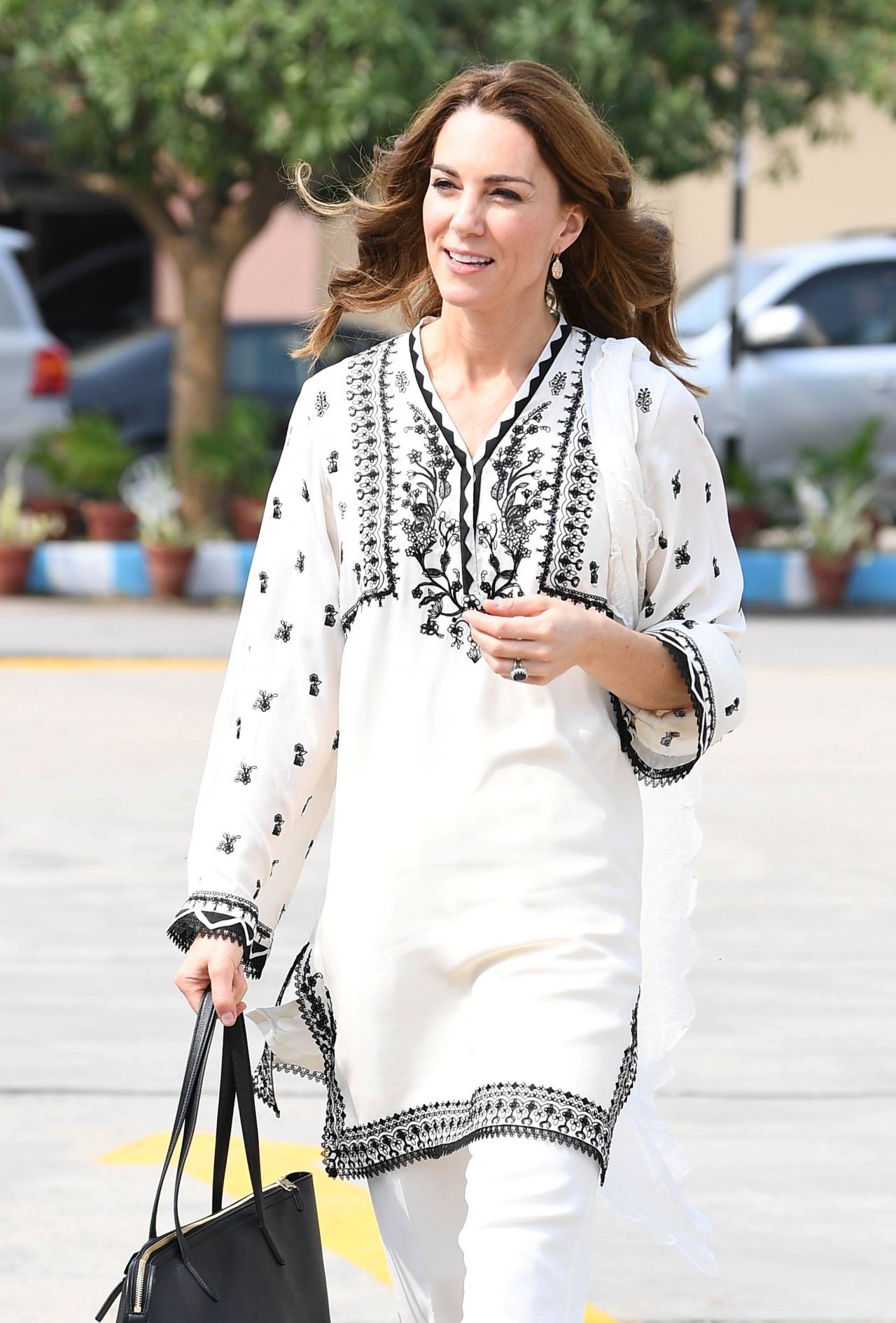 Kate Middleton - Arrives at Lahore Airport in Pakistan 10/18/2019 ...