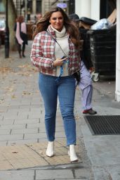 Kelly Brook - Arrives at Heart Radio Show in London 10/18/2019