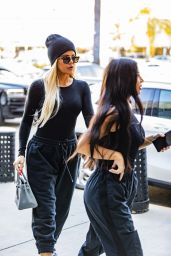 Kim Kardashian and Khloe Kardashian - Out in Los Angeles 09/30/2019