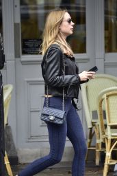 Kimberley Garner - Out for Lunch in London 10/08/2019