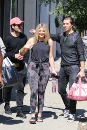 Lauren Alaina - Out in Los Angeles 10/06/2019