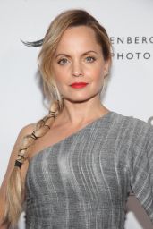 Mena Suvari – Annenberg Space For Photography’s W|ALL’s: Defend, Divide And The Divine Exhibit Opening in Century City 10/03/2019