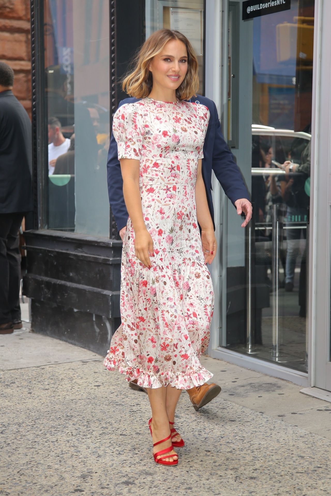 Natalie Portman - Arriving at BUILD Series in NYC 10/02/2019 • CelebMafia