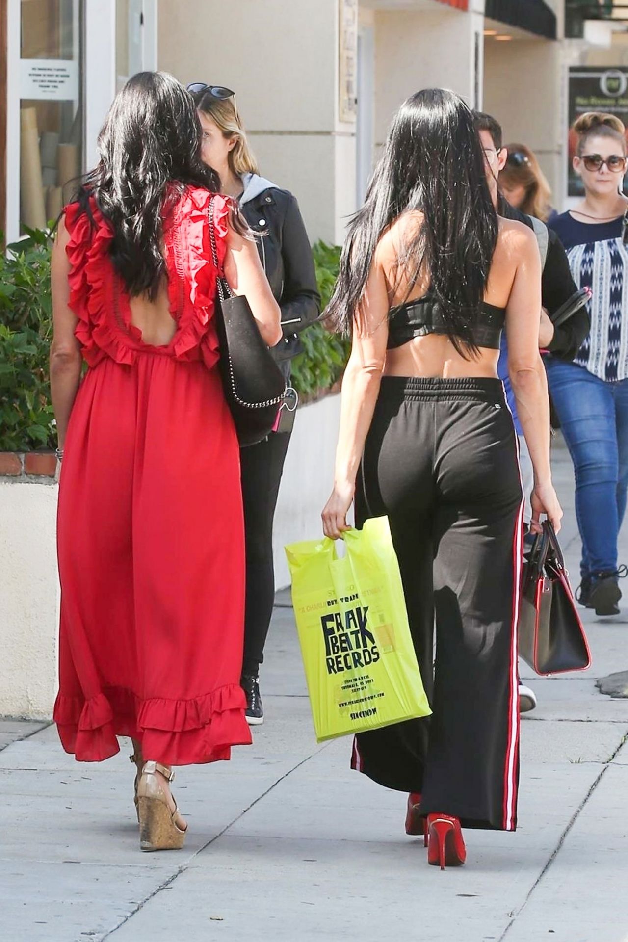 Nikki Bella and Brie Bella - Shop on Ventura Blvd in Studio City 10/14/2019  • CelebMafia