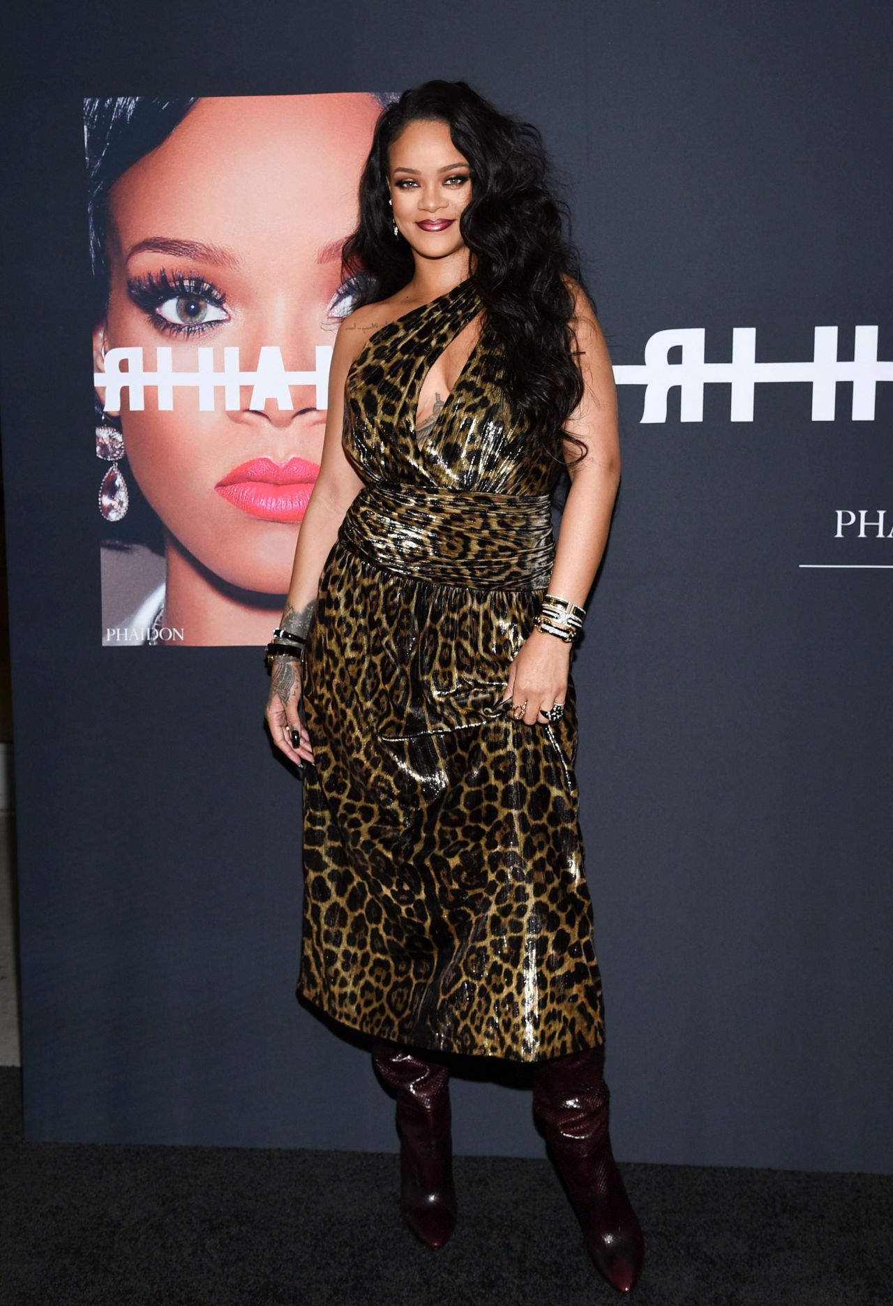 Rihanna Rihanna Book Launch Event In New York City 10 11 2019 Celebmafia
