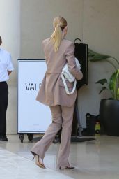 Rosie Huntington-Whiteley Style - Beverly Hills 10/08/2019