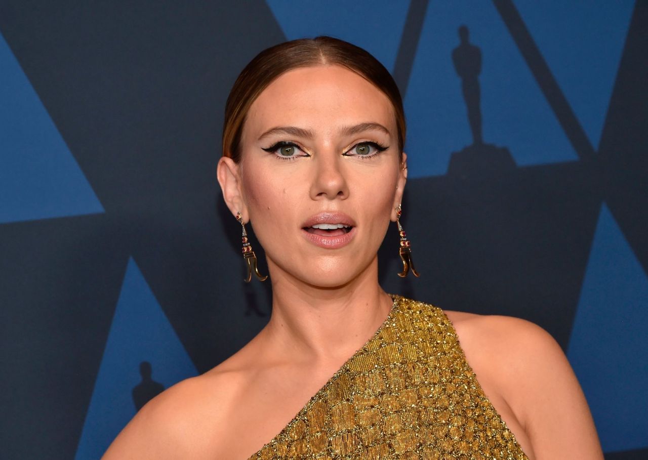 Scarlett Johansson – 2019 Governors Awards • CelebMafia