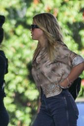 Sofia Richie - Arrives at a Hotel in Beverly Hills 10/13/2019
