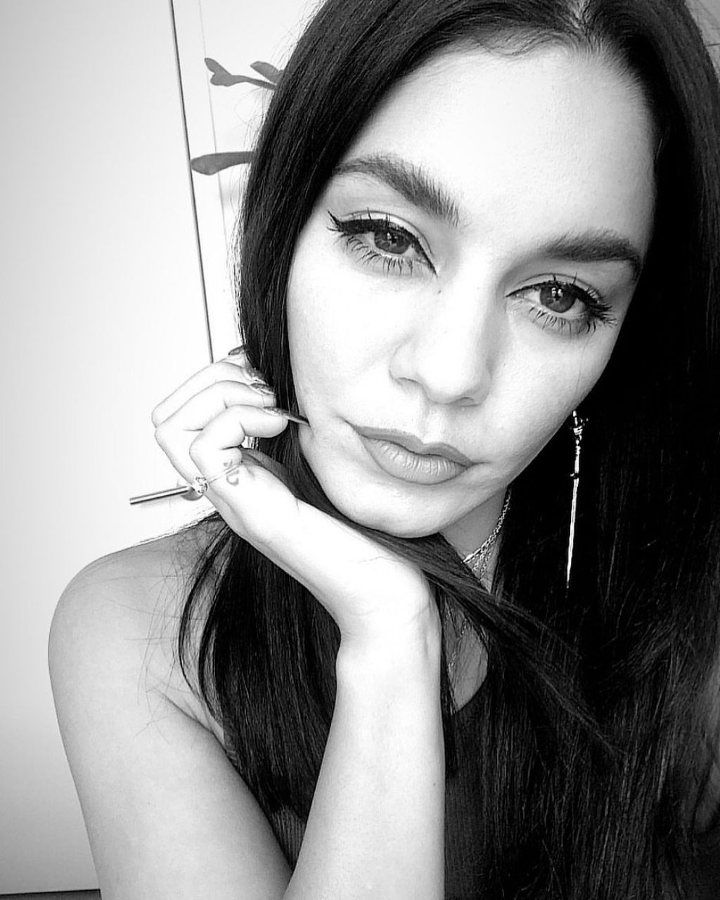 Vanessa Hudgens - Social Media 10/25/2019 • CelebMafia