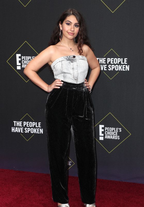 Alessia Cara – 2019 People’s Choice Awards