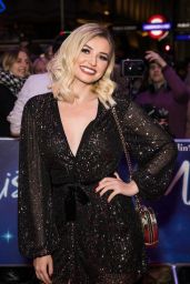 Amy Hart – White Christmas Musical Press Night in London 11/25/2019