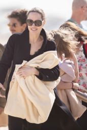 Angelina Jolie - Bach in Fuerteventura 11/09/2019