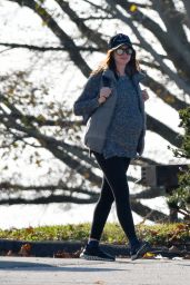 Anne Hathaway in a Heavy Grey Weater - Connecticut 11/03/2019