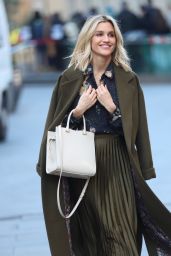 Ashley Roberts - Heads to Rehearsals in London 11/29/2019