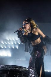Charli XCX - Performs Live in Concert in Berlin 11/09/2019