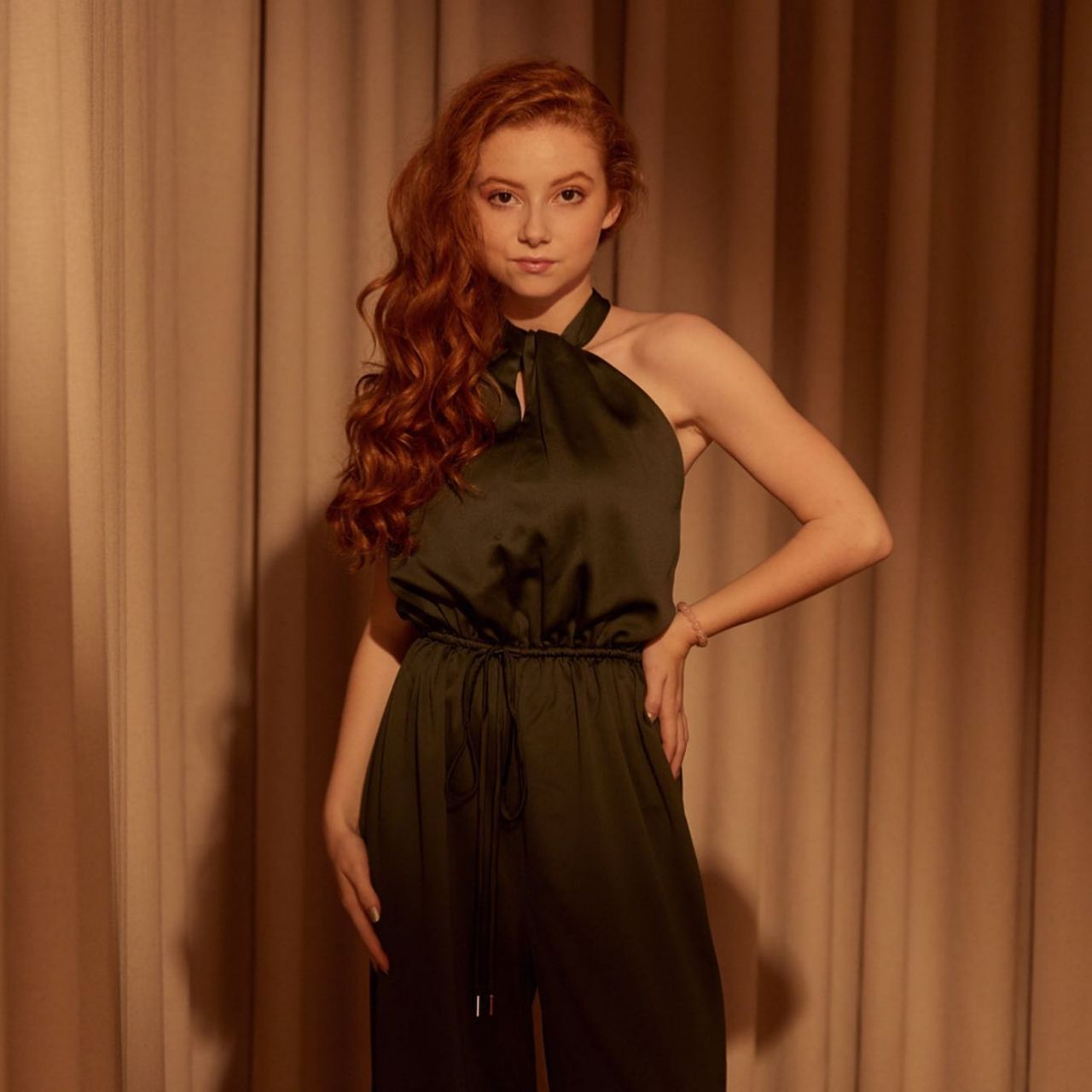 Francesca Capaldi – Social Media 11/29/2019 • CelebMafia