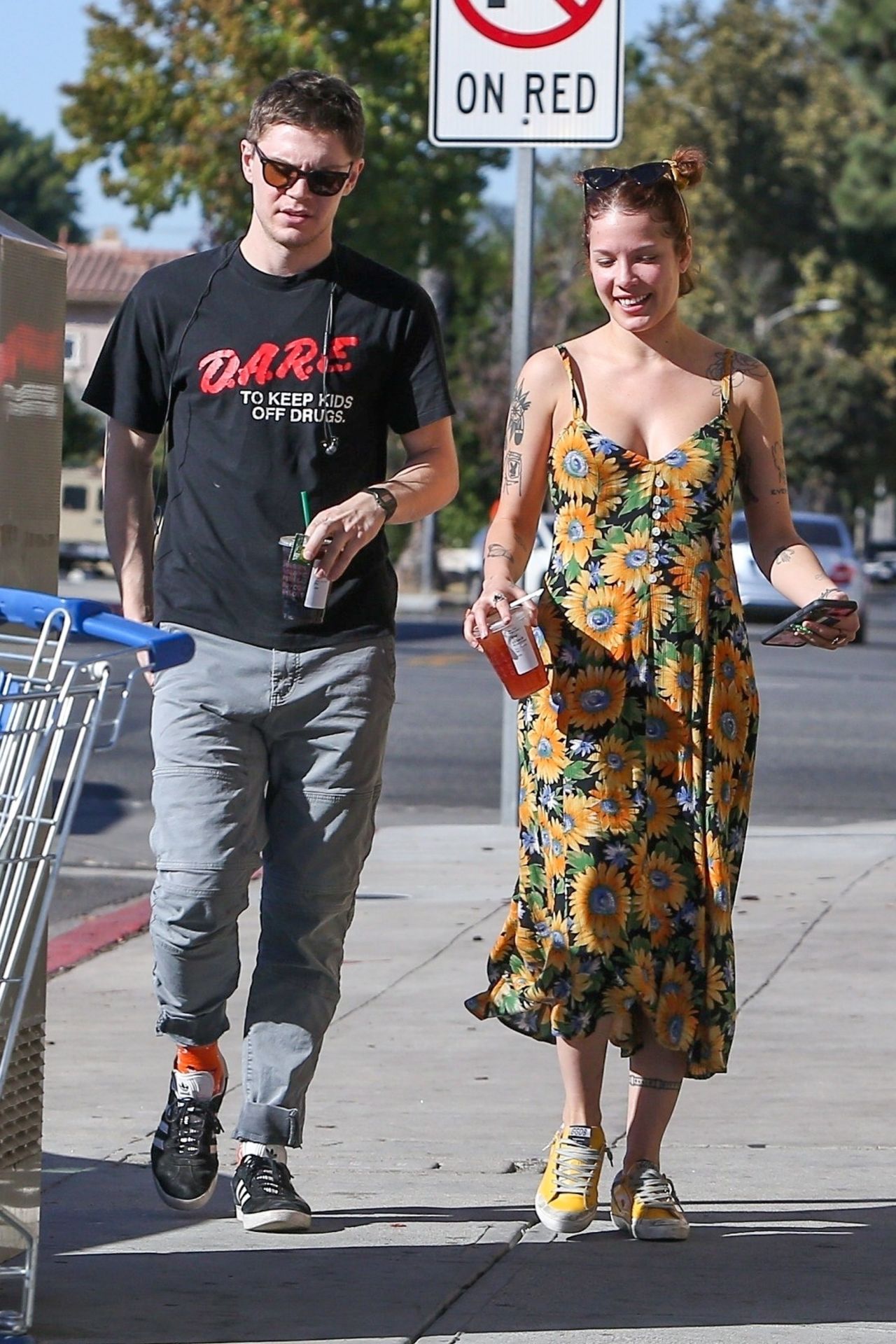 Halsey and Evan Peters - Out in Burbank 11/18/2019 • CelebMafia