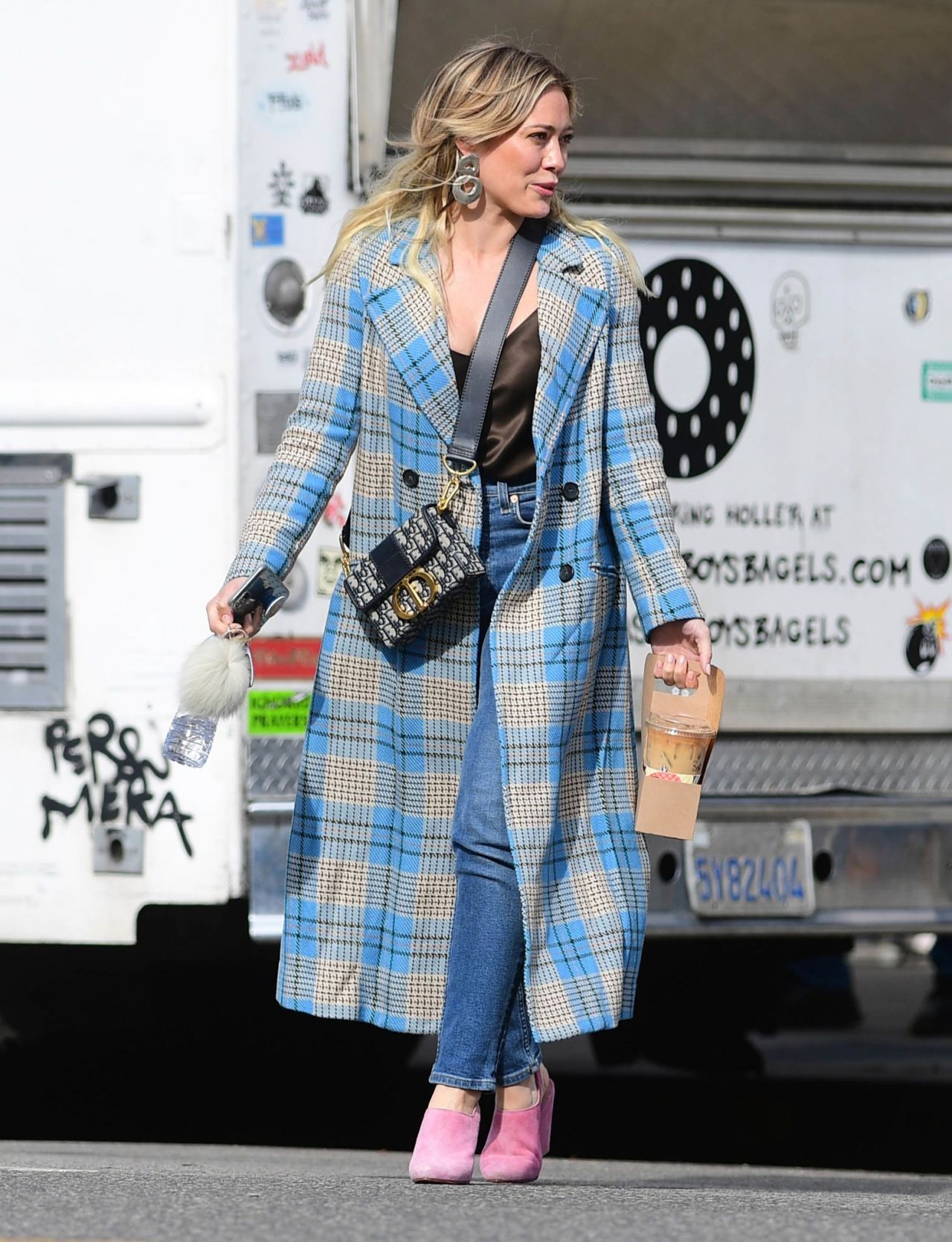 Hilary Duff - Joan's on Third in Los Angeles 12/24/2019 • CelebMafia
