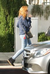 Isla Fisher - Out in Beverly Hills 11/21/2019