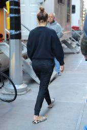 Jennifer Lopez - Arrives at the Set of "Marry Me" in New York 11/01/2019