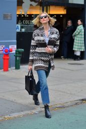 Karlie Kloss Street Style - NYC 11/14/2019