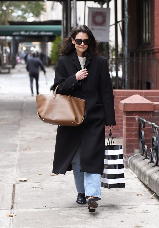 Katie Holmes - Shopping in NYC 11/22/2019