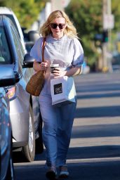 Kirsten Dunst - Outside Joan's on Third in Studio City 11/09/2019 ...