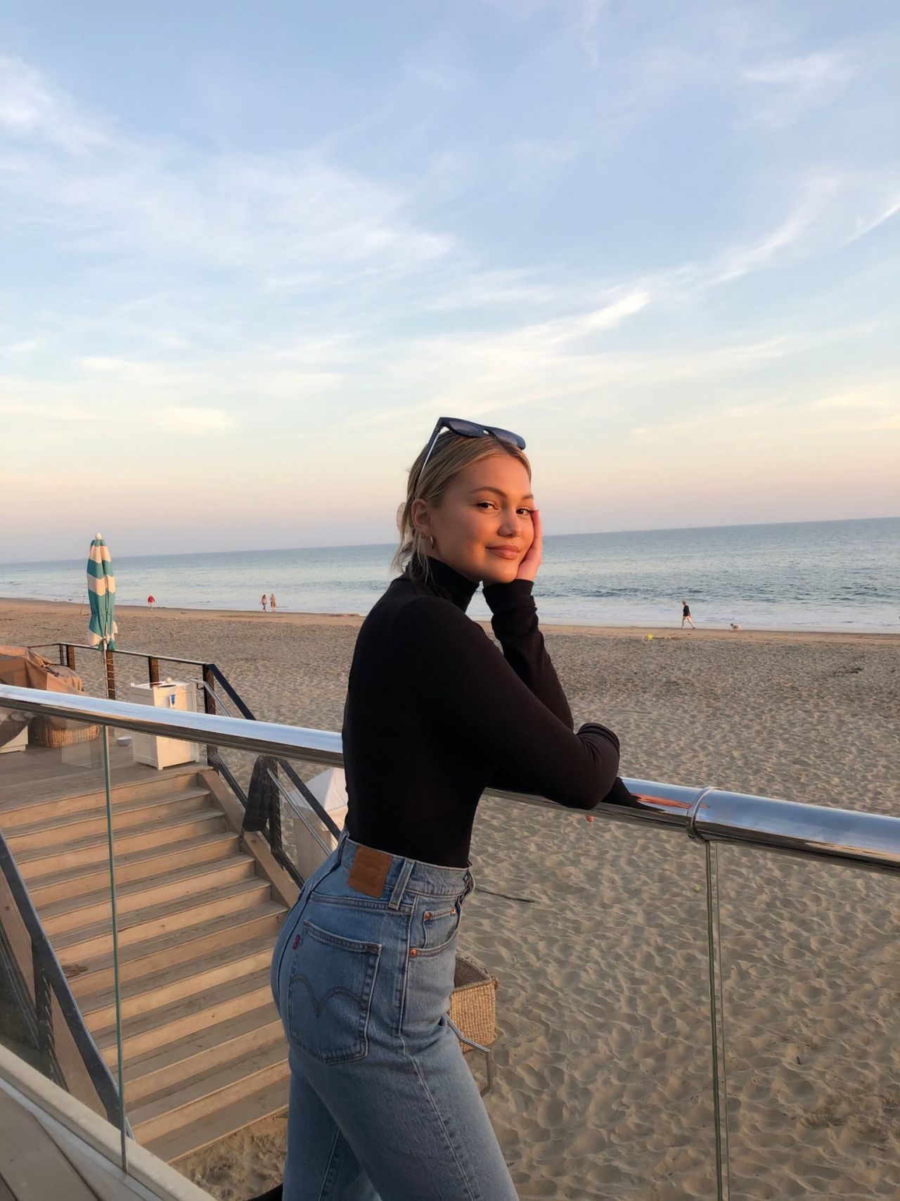 Olivia Holt - Social Media 11/22/2019 • CelebMafia