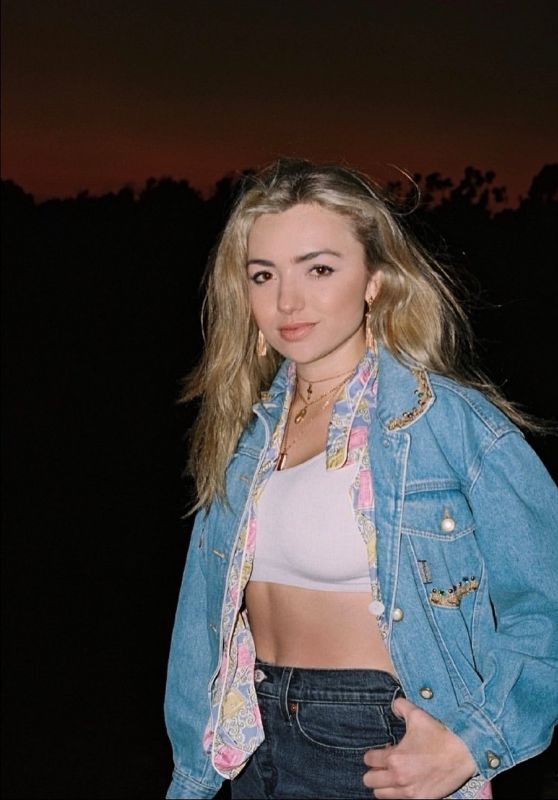 Peyton Roi List - Photoshoot November 2019