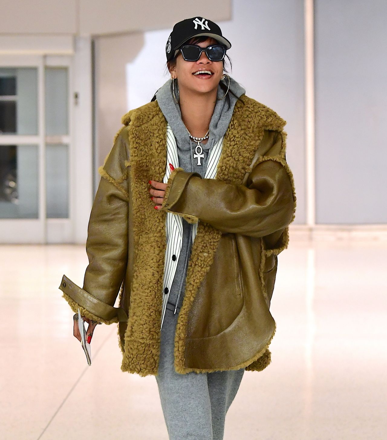 Rihanna at the Airport in Teaneck, New Jersey 11/29/2019 • CelebMafia