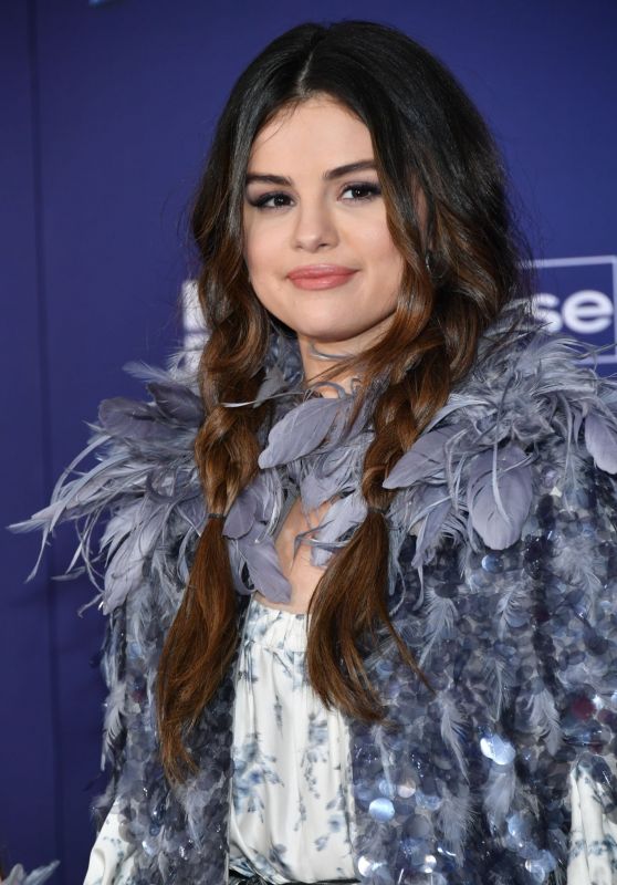 Selena Gomez – “Frozen 2” Premiere in Hollywood