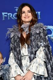 Selena Gomez – “Frozen 2” Premiere in Hollywood