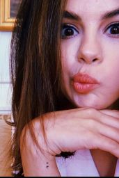 Selena Gomez - Social Media 11/05/2019