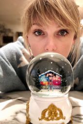 Taylor Swift - Social Media 11/26/2019