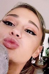 Ariana Grande - Social Media 12/16/2019