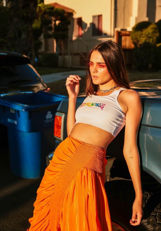 Charlotte Lawrence - Photoshoot for Galore Magazine December 2019
