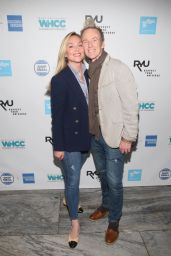 Elisabeth Rohm - Stars Shop Small For WeHo On Small Business Saturday 30/11/2019