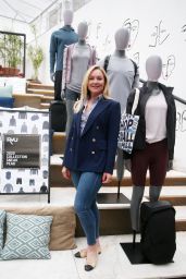 Elisabeth Rohm - Stars Shop Small For WeHo On Small Business Saturday 30/11/2019