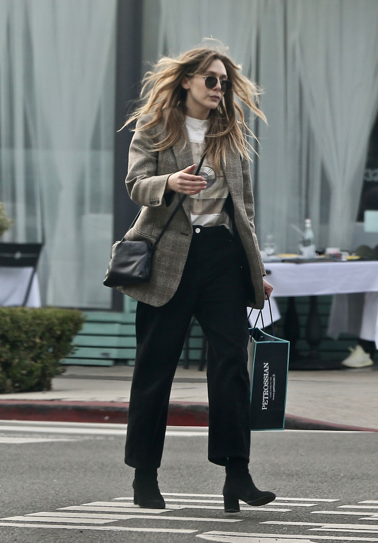 Elizabeth Olsen - Shopping in Beverly Hills 12/22/2019 • CelebMafia