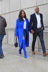 Garcelle Beauvais at Los Angeles Lakers Game in LA 12/01/2019