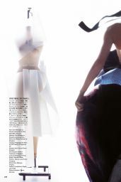 Grace Elizabeth & Anok Yai - Vogue Magazine Japan January 2020 Issue
