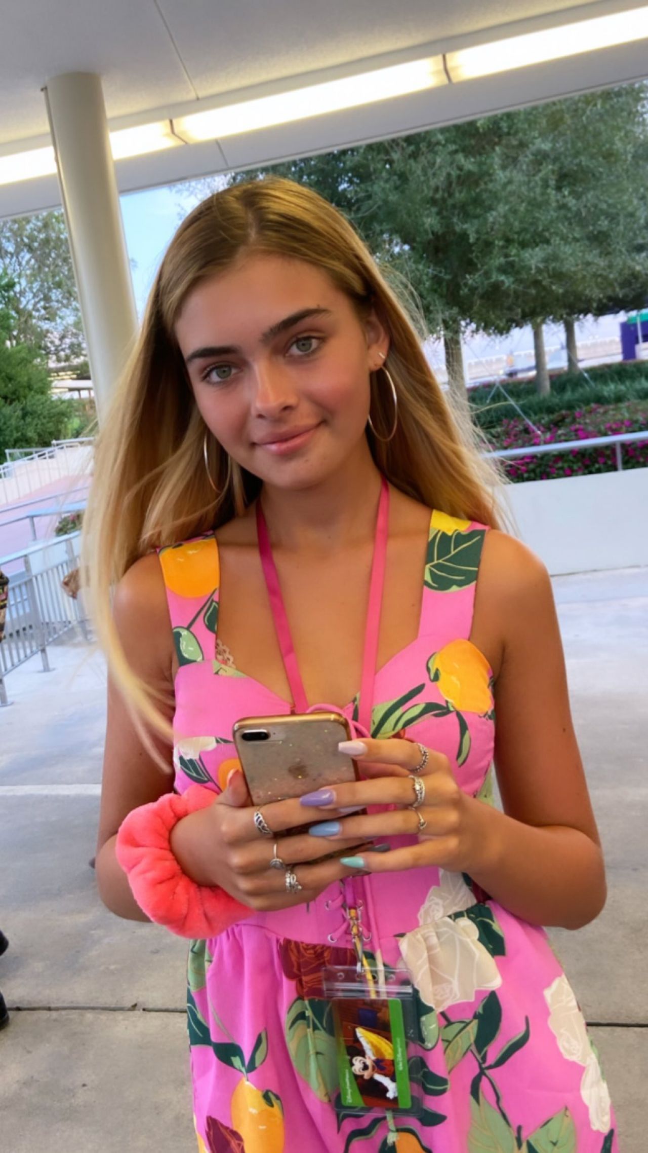 Harley Elise Chapman - Social Media 12/23/2019 • CelebMafia