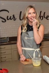 Jennie Garth - Shipt x Sur La Table Launch Event With Jennie Garth in NYC 12/10/2019