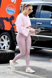 Jennifer Lopez in Fun Pink Activewear - Miami 12/17/2019