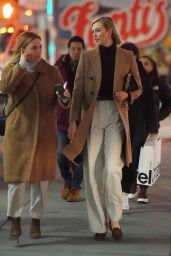 Karlie Kloss - Out in New York City 12/12/2019
