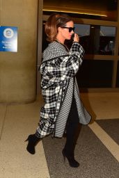 Kate Beckinsale - Arrives for a Flight to London at LAX Airport in LA 12/03/2019