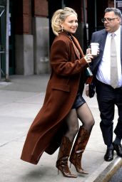 Kate Hudson Chic Street Style 12/05/2019