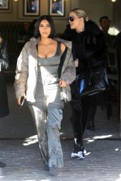 Kim Kardashian and Khloe Kardashian - Grandville Restaurant in Studio