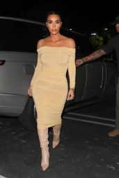 Kim Kardashian at a Gas Station in Calabasas 12/10/2019